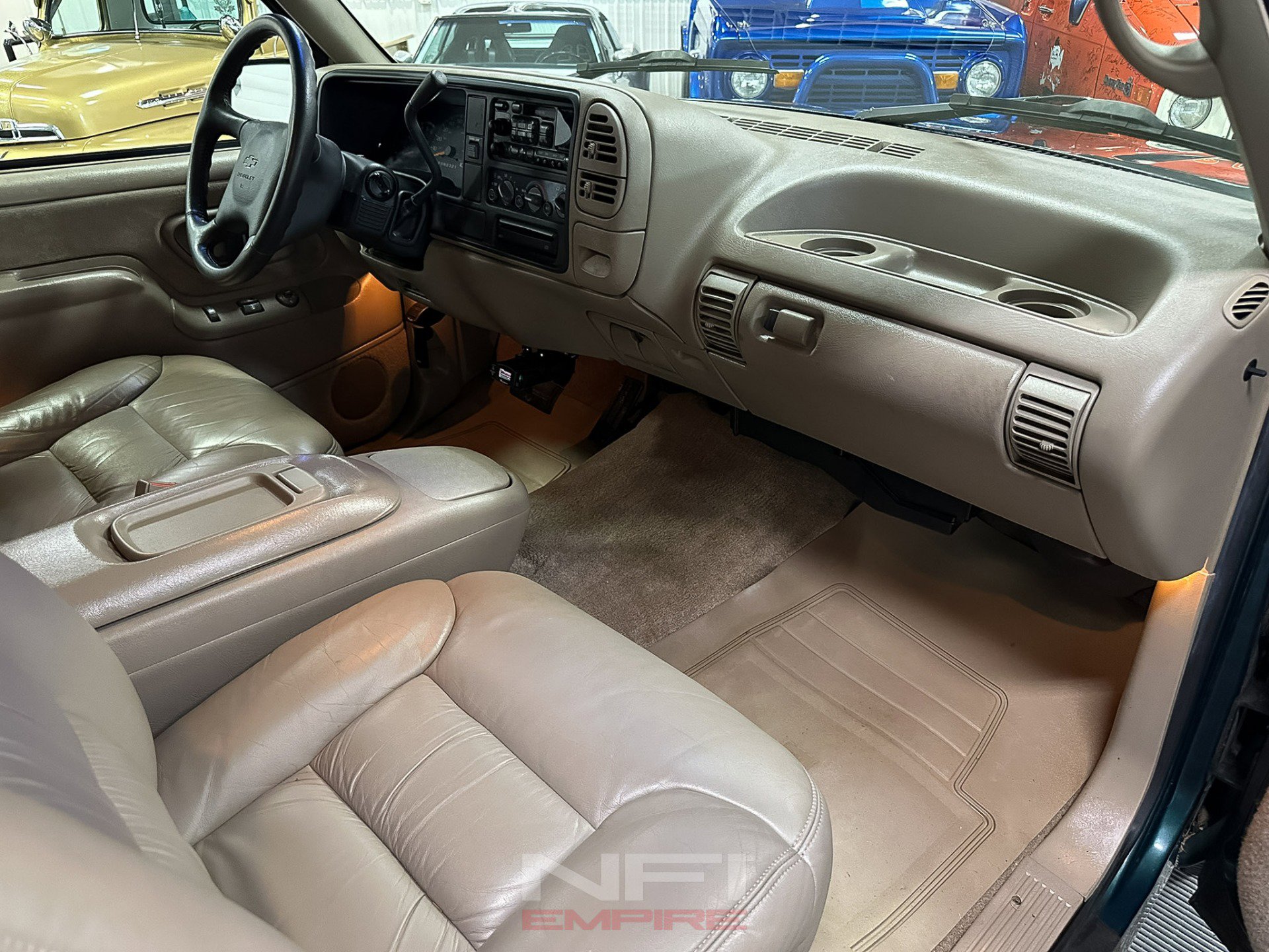 Used 1996 Chevrolet Silverado 3500 2WD Extended Cab image 40