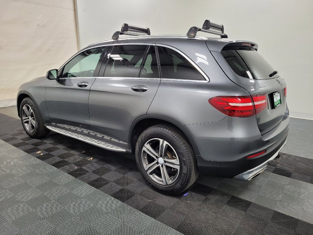 Used 2016 Mercedes-Benz GLC 300 4MATIC image 3