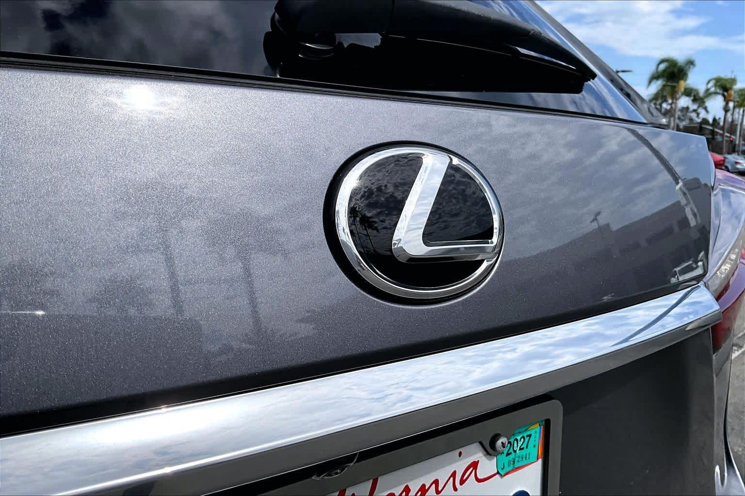Used 2020 Lexus RX 350L FWD w/ Premium Package image 29