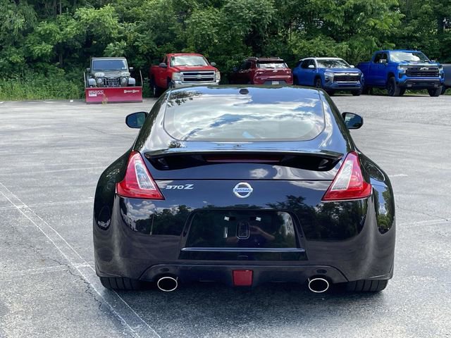 Used 2013 Nissan 370Z Touring w/ Sport Pkg RWD image 4
