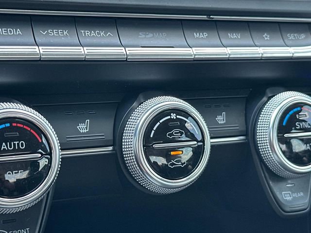 Used 2021 Genesis G70 2.0T w/ Elite Package image 26