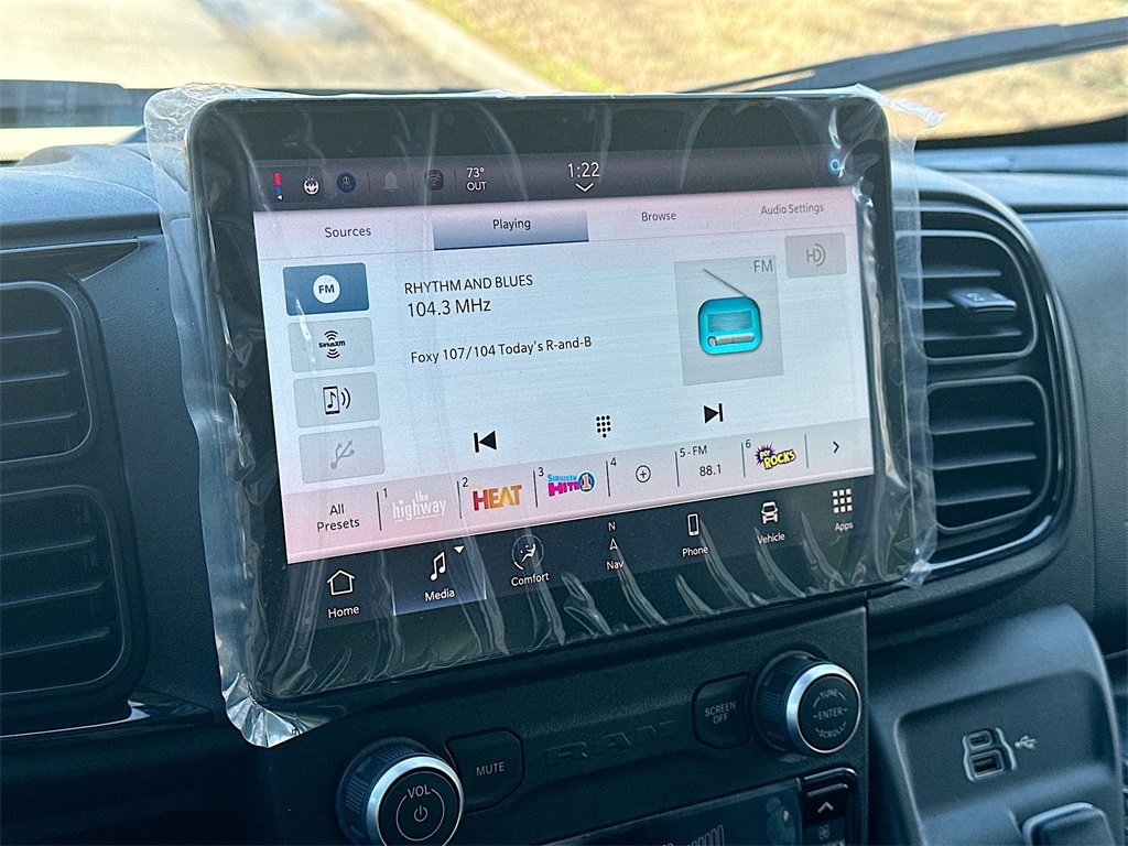 Used 2024 RAM ProMaster 3500 w/ Delivery Van Package image 16