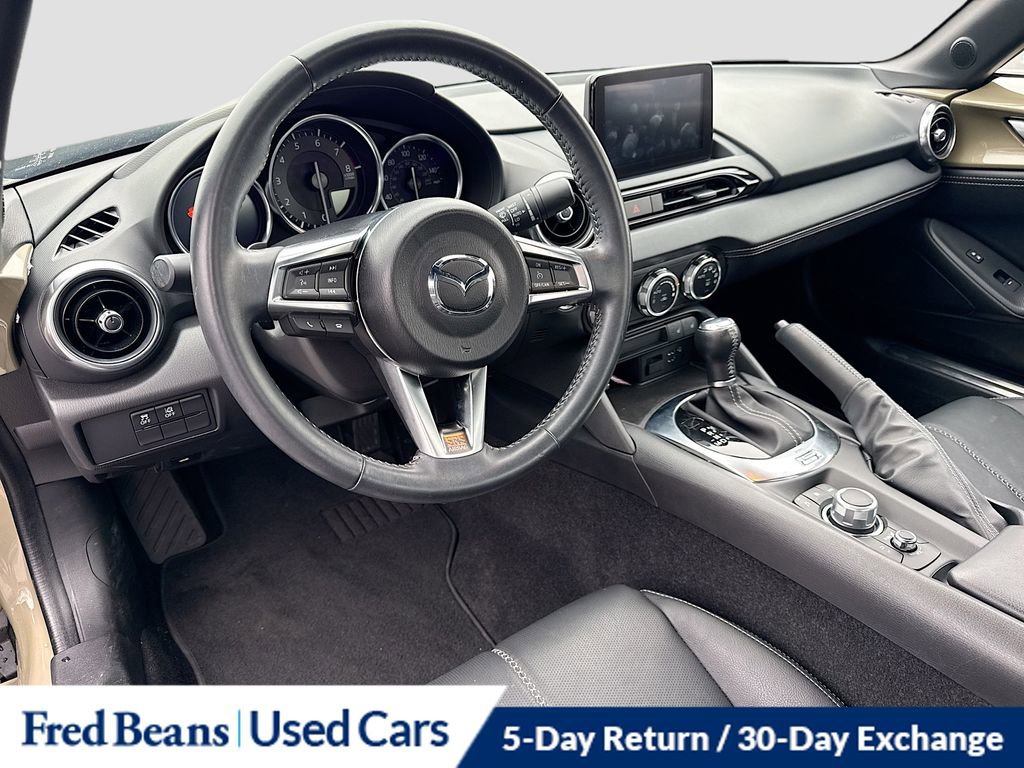 Used 2023 MAZDA MX-5 Miata Grand Touring w/ Weather Package image 11