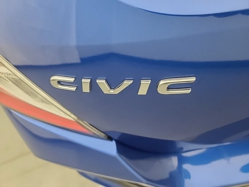 Used 2018 Honda Civic EX image 9