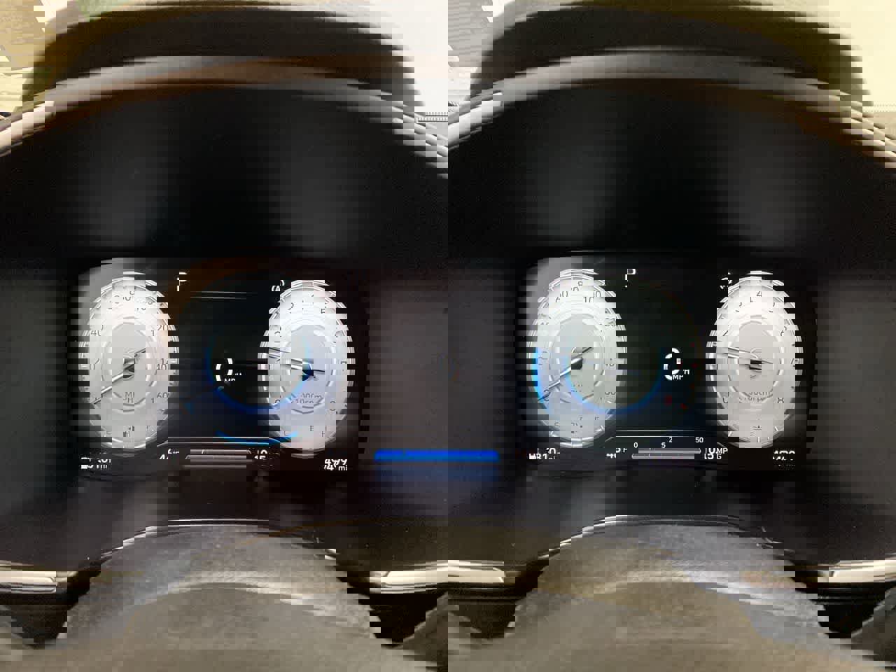 Used 2023 Hyundai Santa Fe SEL w/ Premium Package image 27