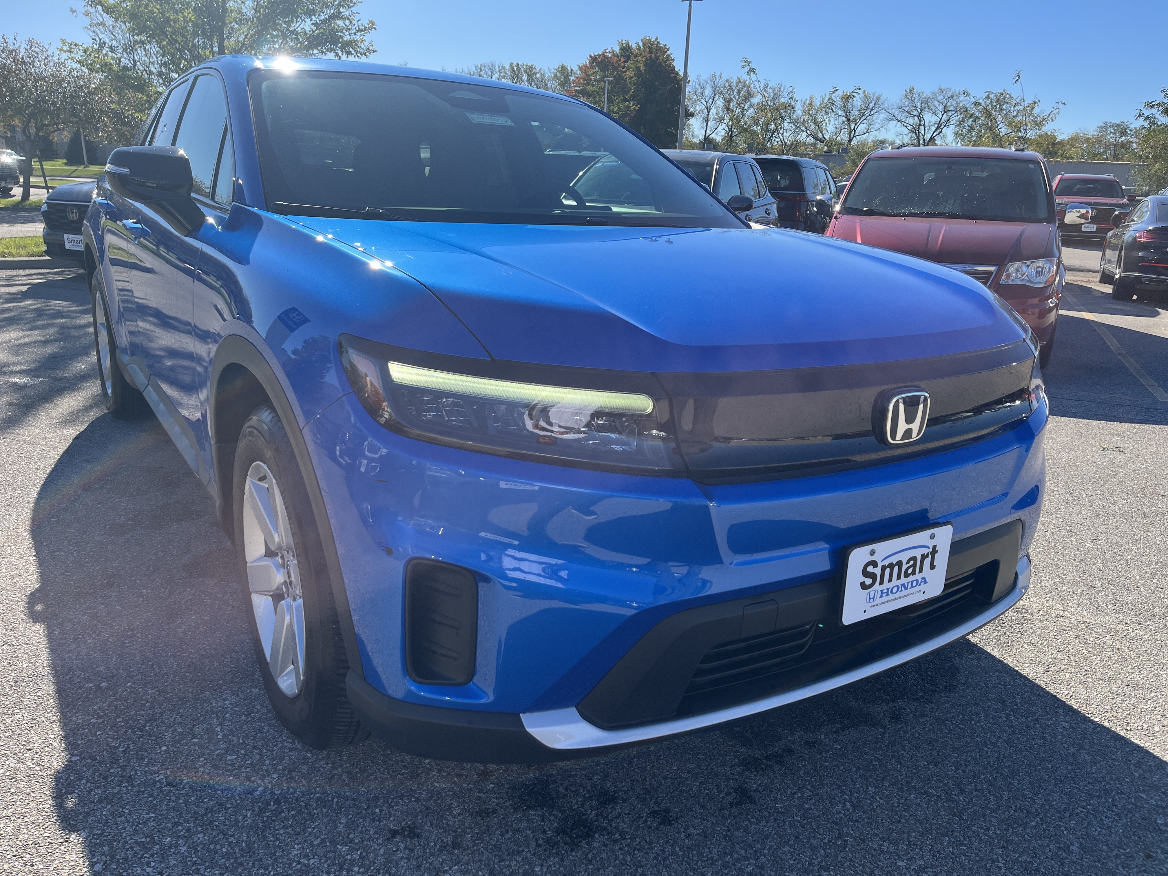 Used 2024 Honda Prologue EX image 3