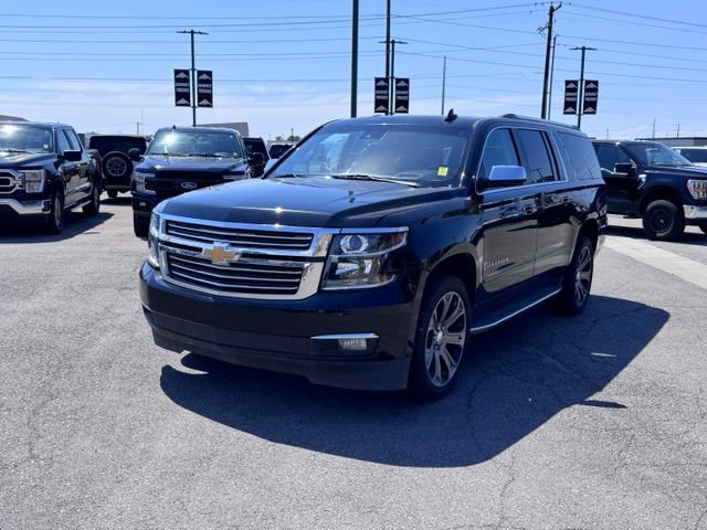 Used 2019 Chevrolet Suburban Premier AWD/4WD image 10