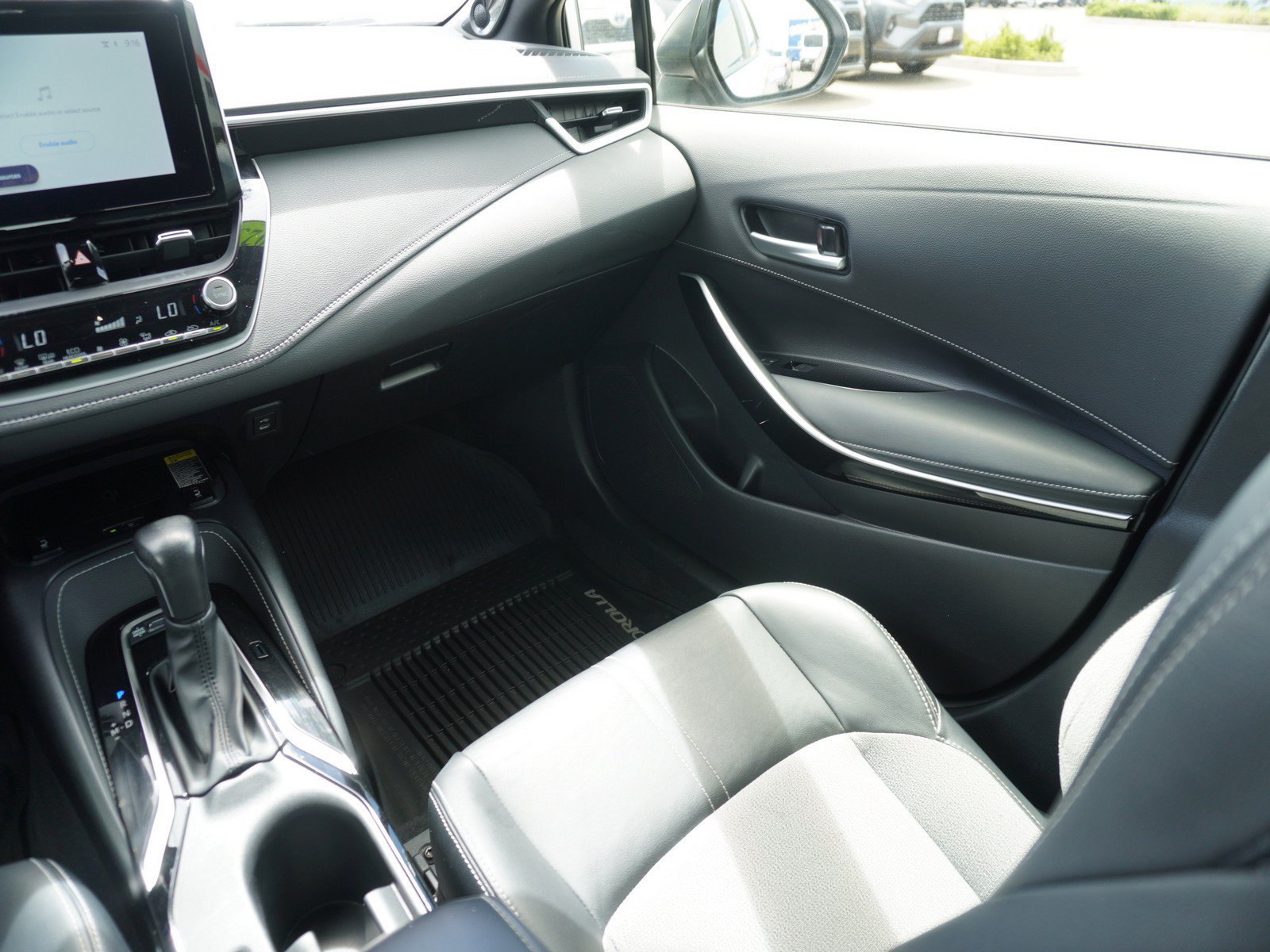 Used 2023 Toyota Corolla XSE FWD image 14