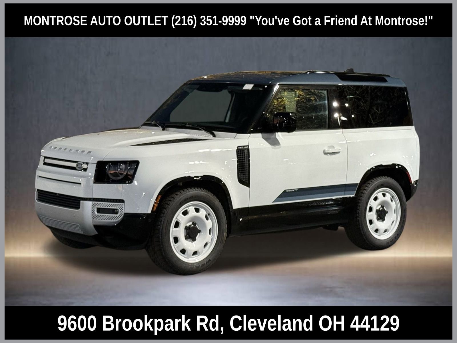 New 2025 Land Rover Defender 90 S image 1