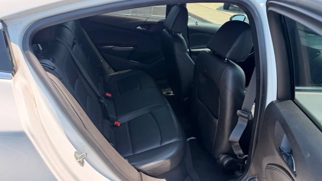 Used 2018 Chevrolet Cruze Premier w/ Premier True North Edition FWD image 13
