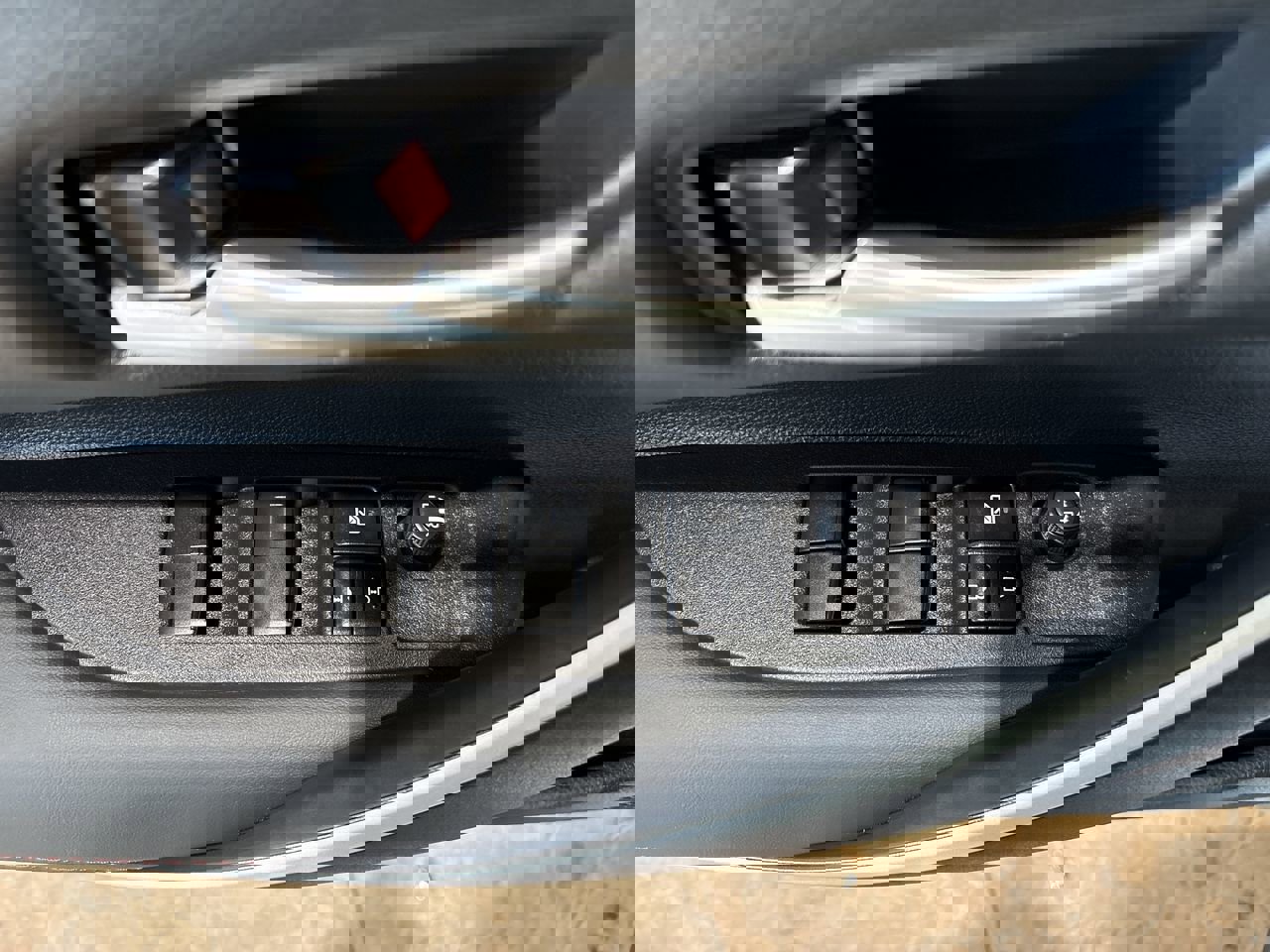 Certified 2025 Toyota Corolla SE image 13