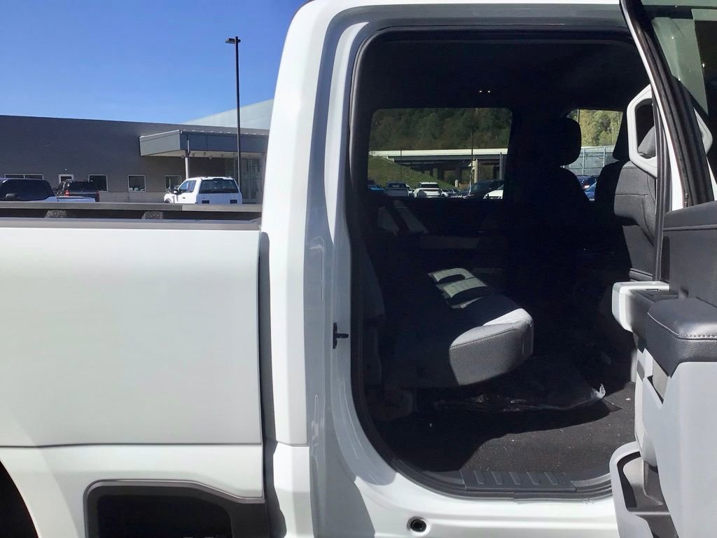 New 2026 Ford F250 XLT w/ XLT Premium Package image 29