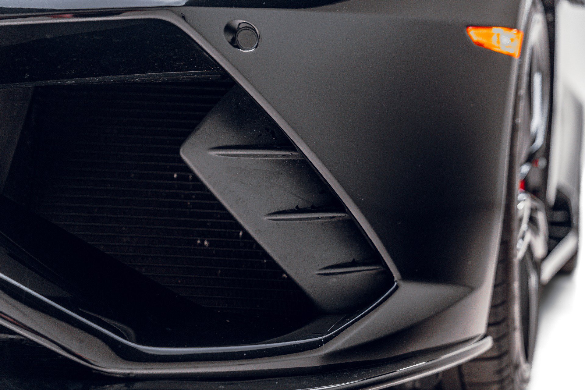 Used 2021 Lamborghini Huracan EVO RWD image 14