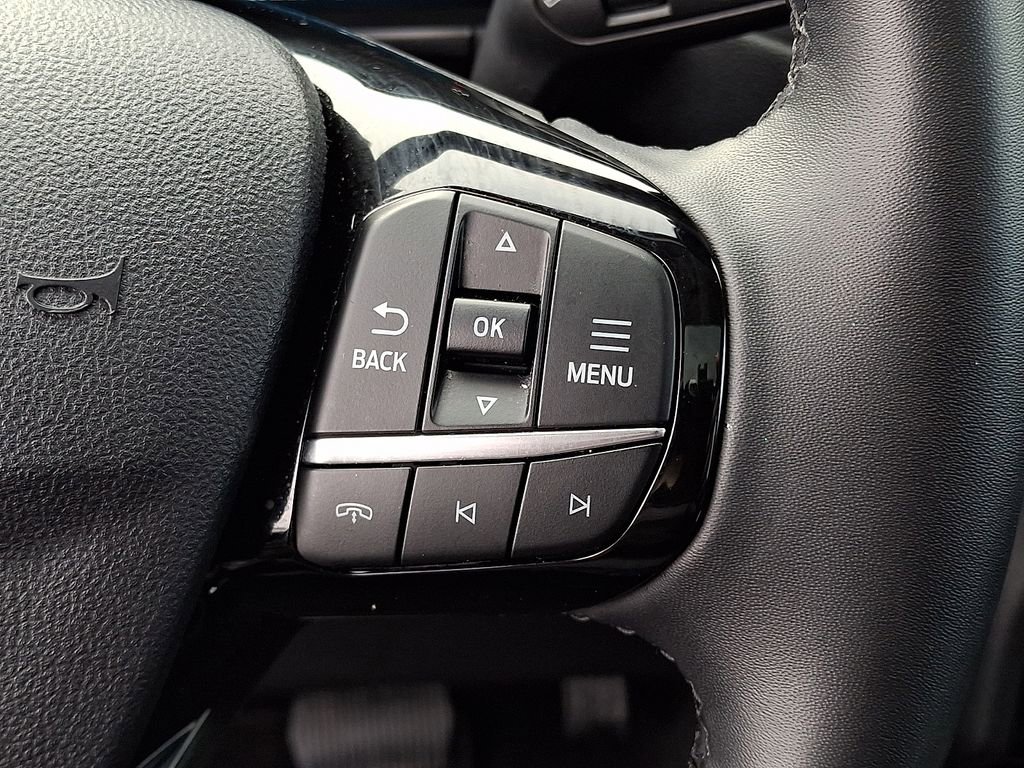 Used 2024 Ford Escape Platinum image 19