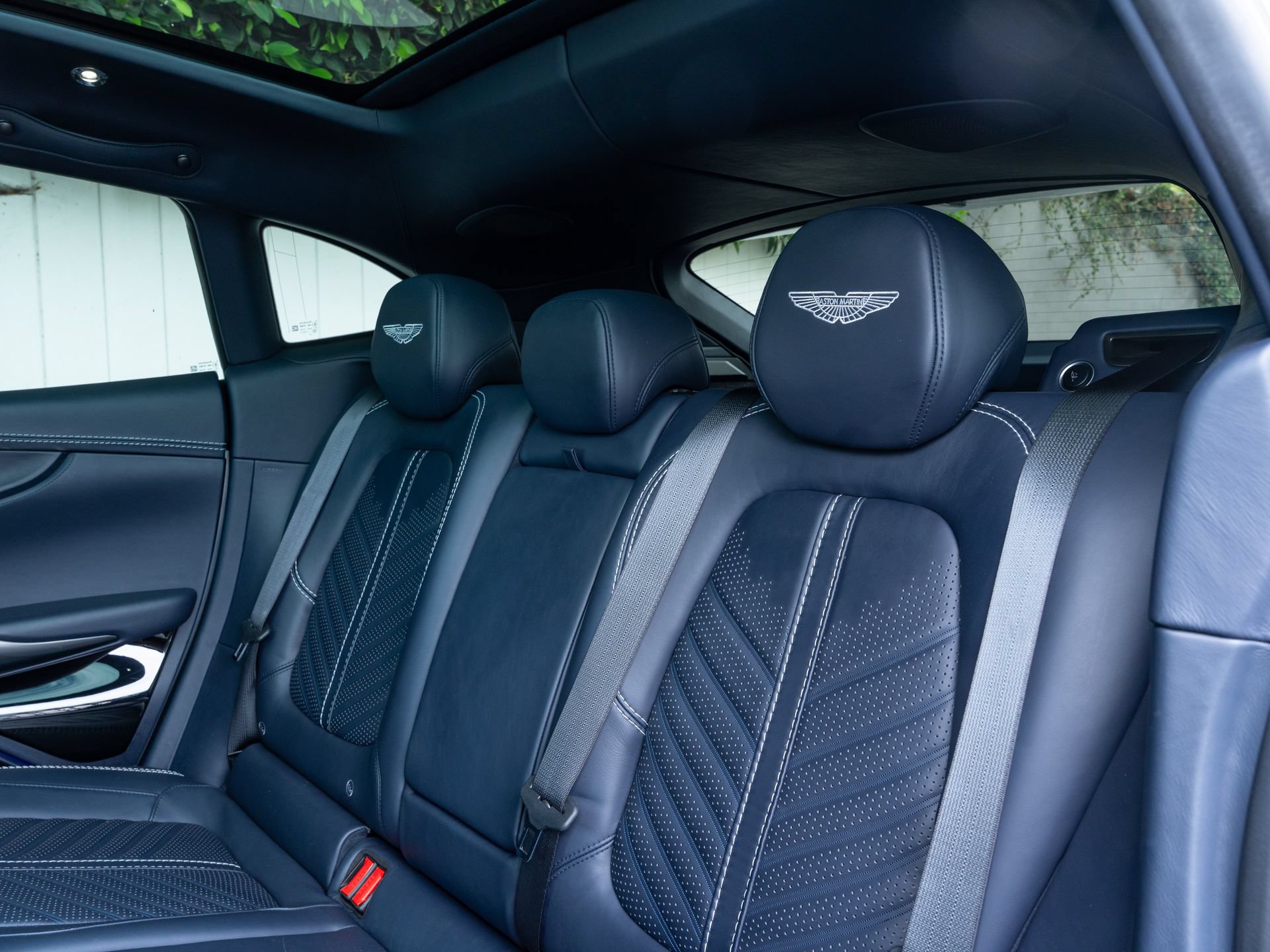 Used 2023 Aston Martin DBX 707 AWD/4WD image 38