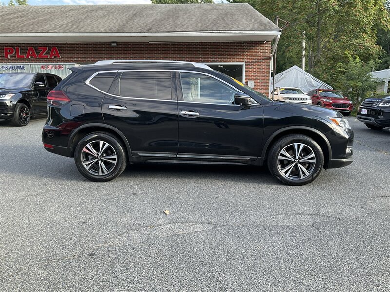 Used 2018 Nissan Rogue SL w/ Premium Package AWD/4WD image 4