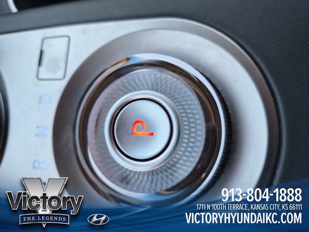 Used 2025 Genesis GV70 2.5T AWD/4WD image 26