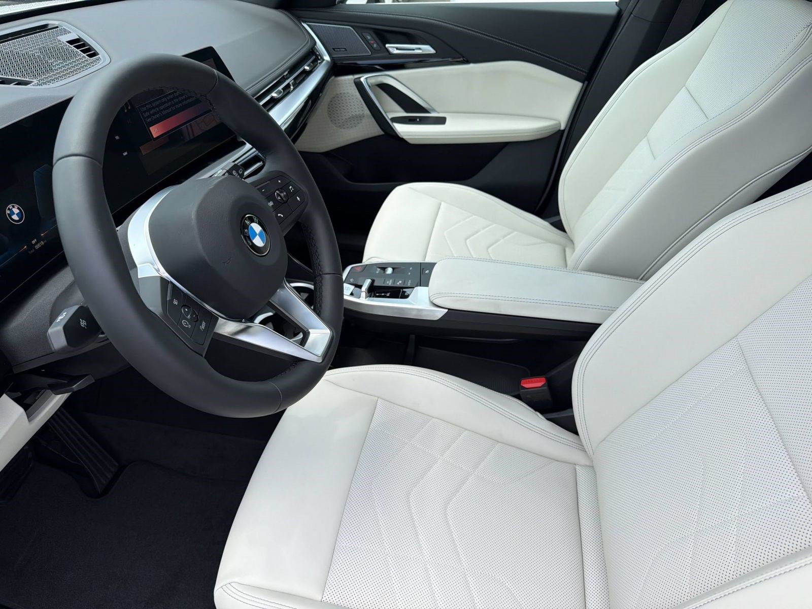 New 2026 BMW X1 xDrive28i w/ Convenience Package AWD/4WD image 4