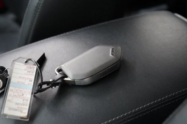 Used 2024 Kia Sorento S image 39