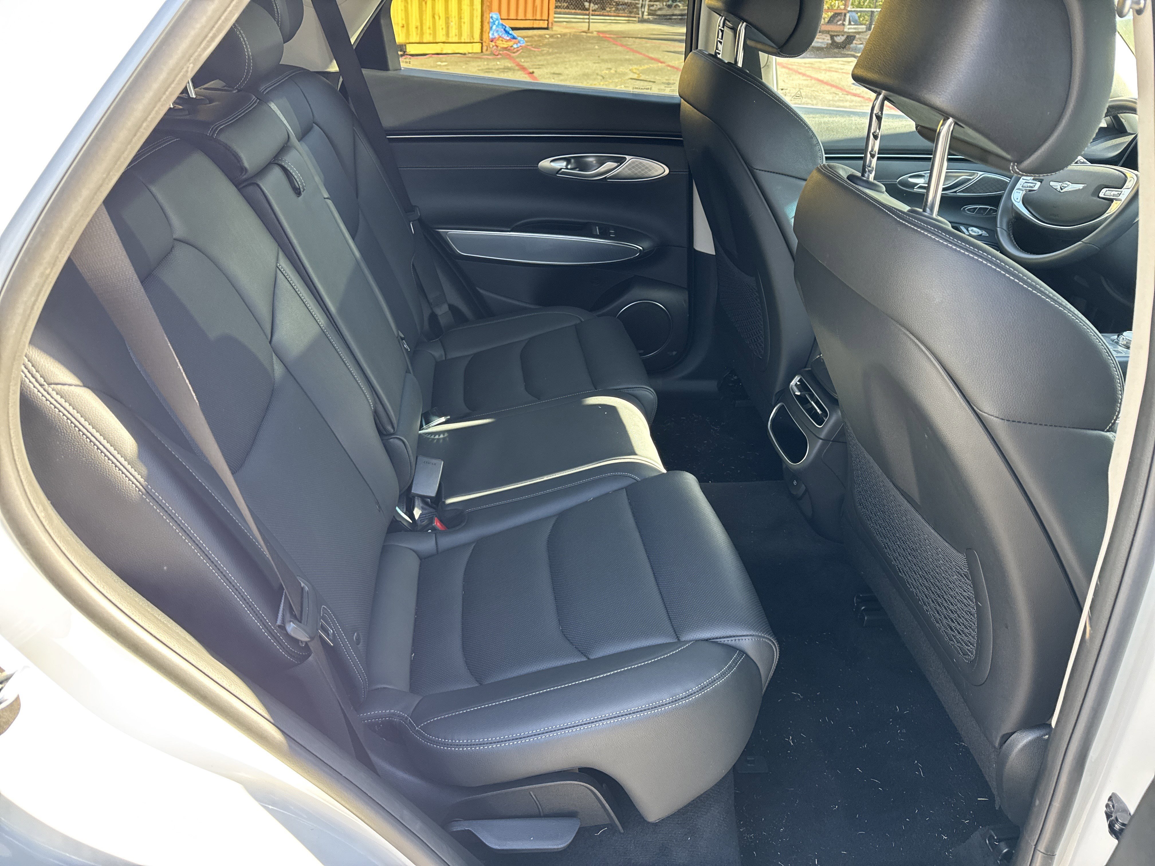 Used 2022 Genesis GV70 2.5T w/ Select Package image 15