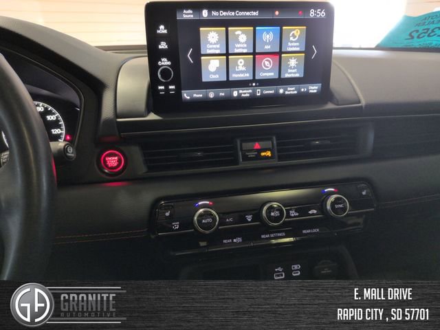 Used 2025 Honda Pilot TrailSport image 17