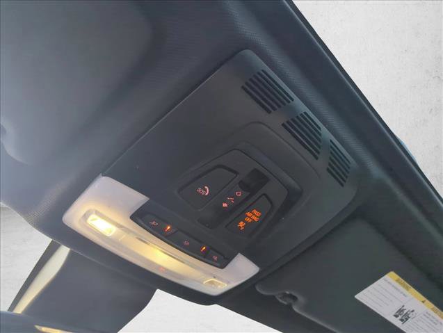 Used 2017 BMW 330e image 14