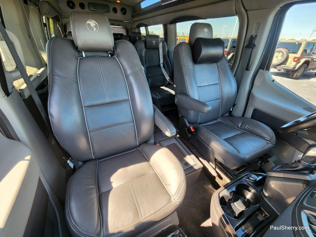 Used 2019 Ford Transit 150 w/ Exterior Upgrade Package image 4