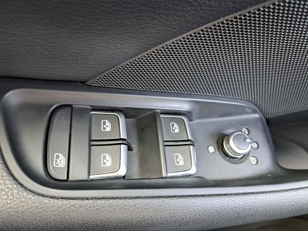 Used 2018 Audi A3 2.0T Premium w/ Convenience Package image 17