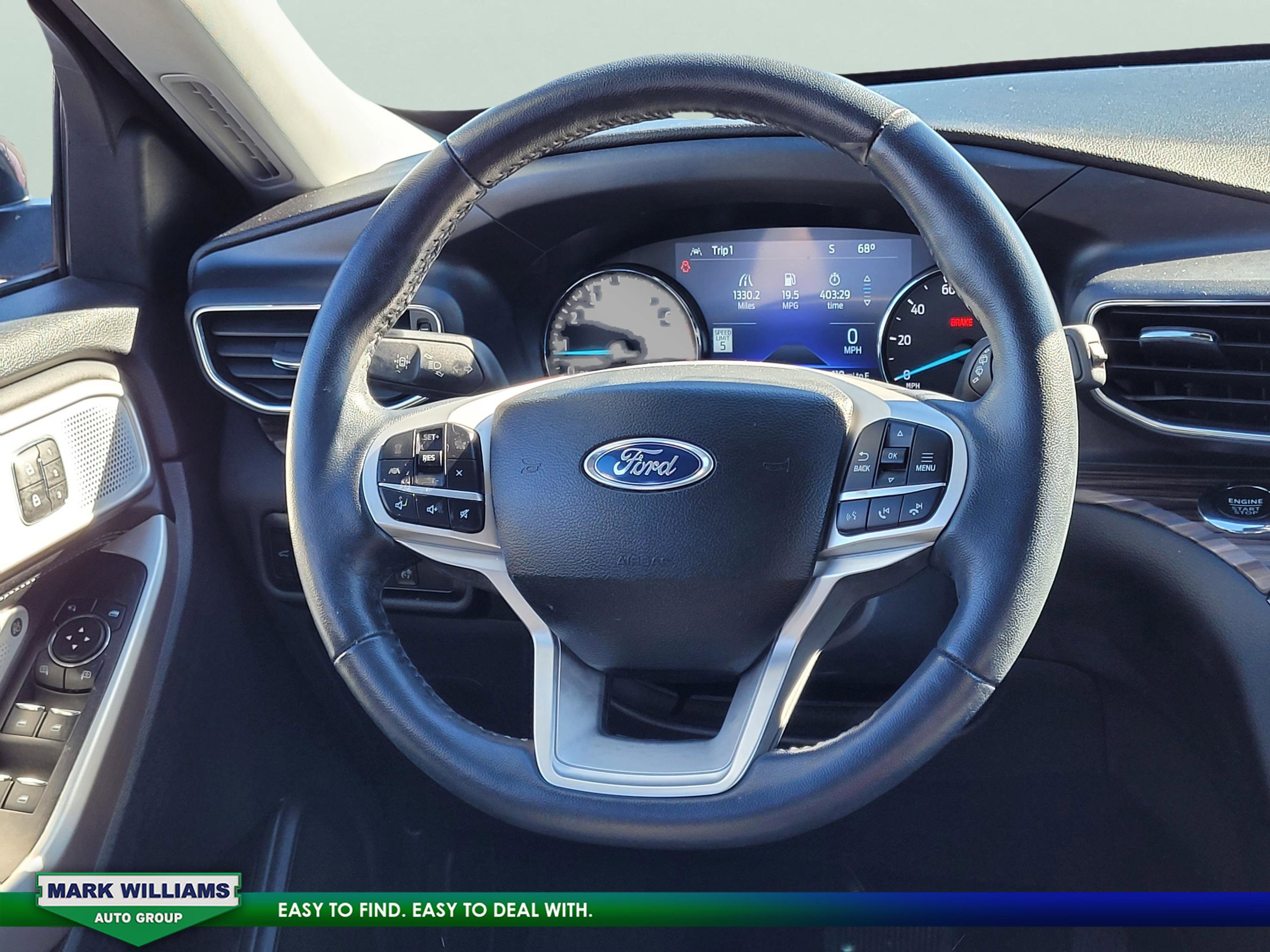 Used 2023 Ford Explorer Limited w/ Limited Technology Package image 12