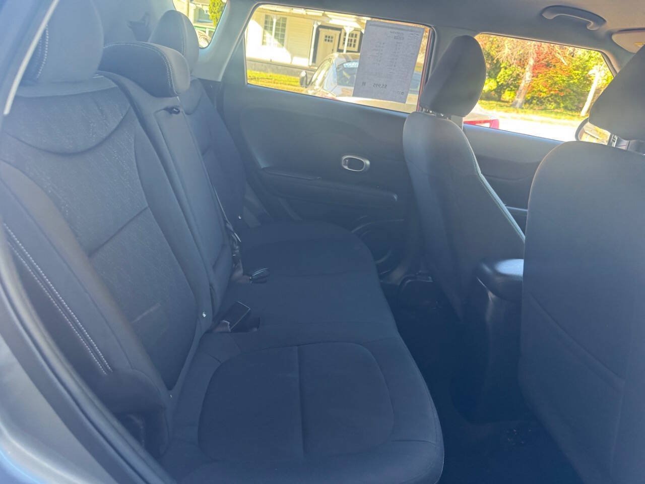 Used 2014 Kia Soul FWD image 23