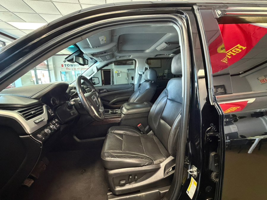 Used 2019 GMC Yukon SLT w/ Graphite Performance Edition image 18