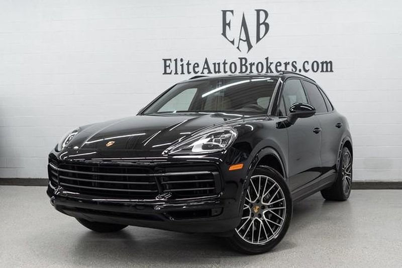 Used 2023 Porsche Cayenne Platinum Edition image 1