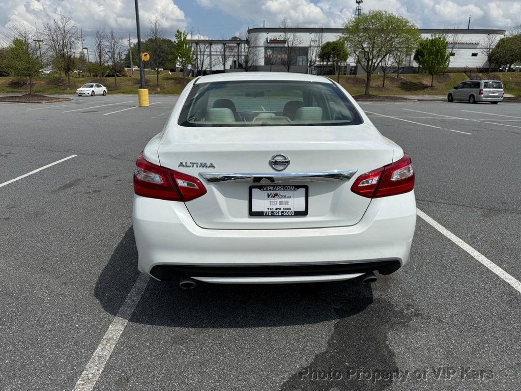 Used 2017 Nissan Altima 2.5 S FWD image 6