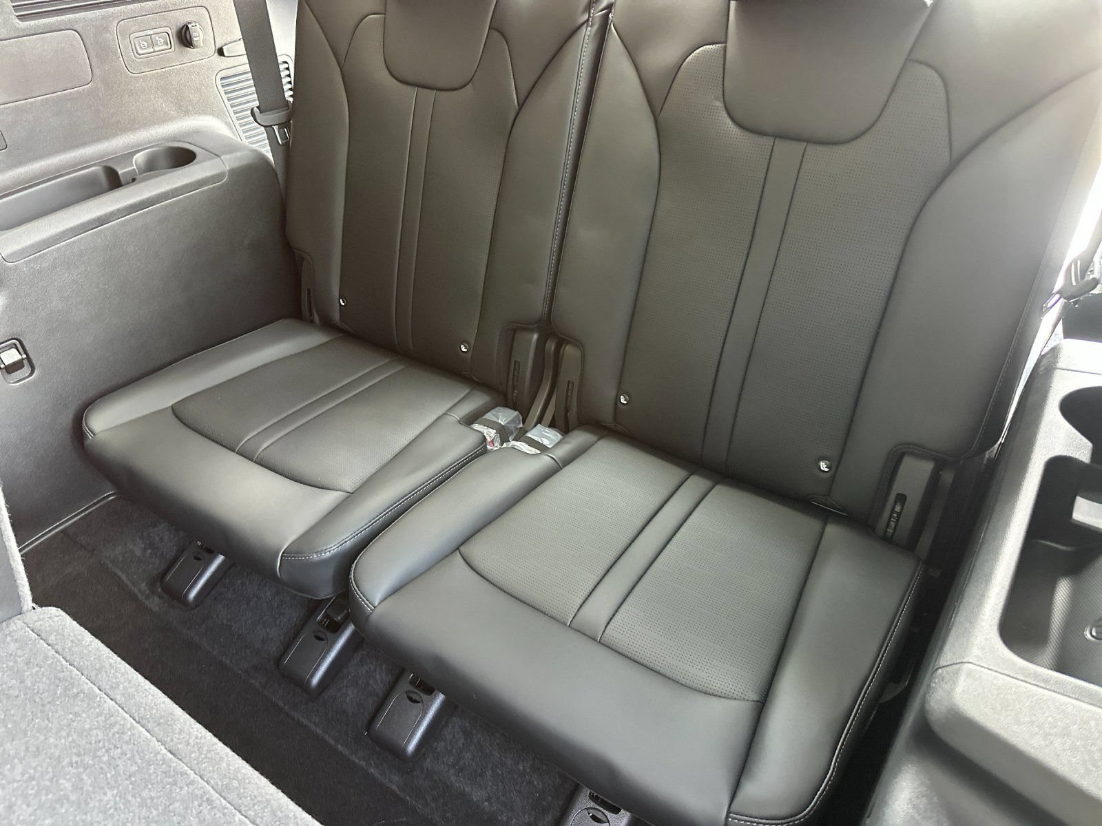 New 2026 Kia Sorento EX AWD/4WD image 15