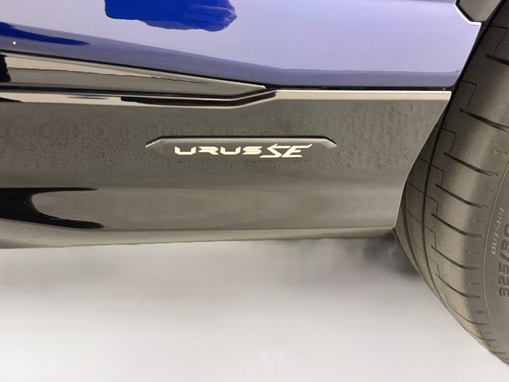 Used 2025 Lamborghini Urus S AWD/4WD image 27