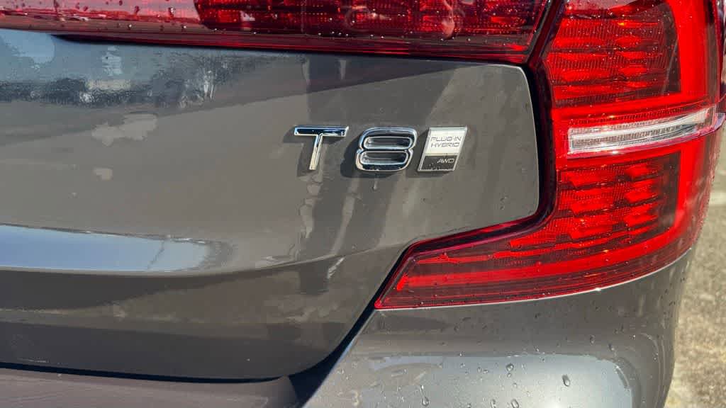 Used 2025 Volvo S60 T8 Plus AWD/4WD image 14