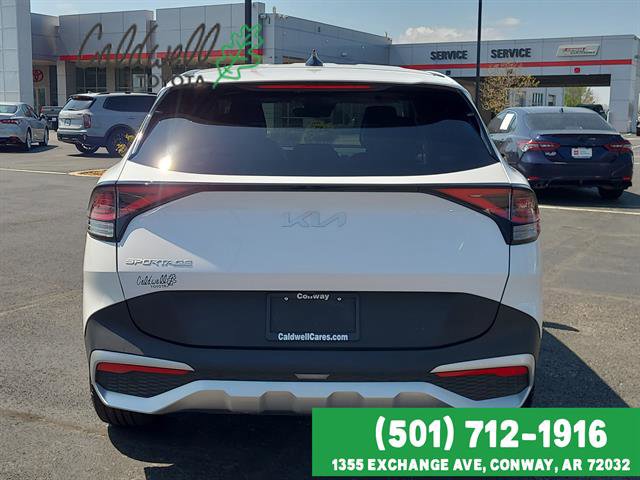 Used 2025 Kia Sportage EX image 6