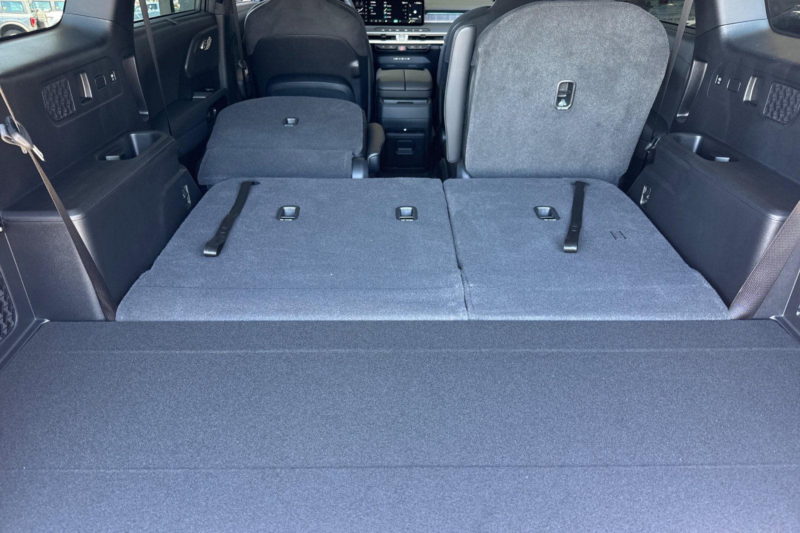 New 2027 Kia Telluride SX Prestige w/ Towing Package AWD/4WD image 15