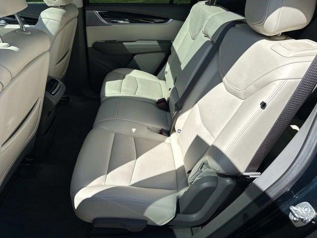 Certified 2024 Cadillac XT6 Premium Luxury AWD/4WD image 11