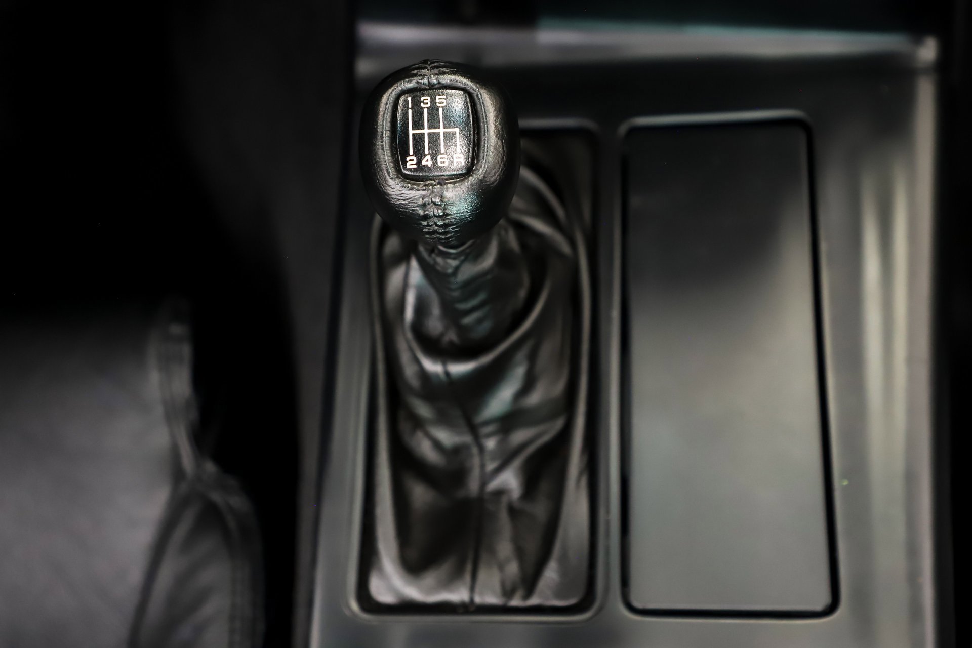 Used 1995 Chevrolet Corvette ZR-1 image 4