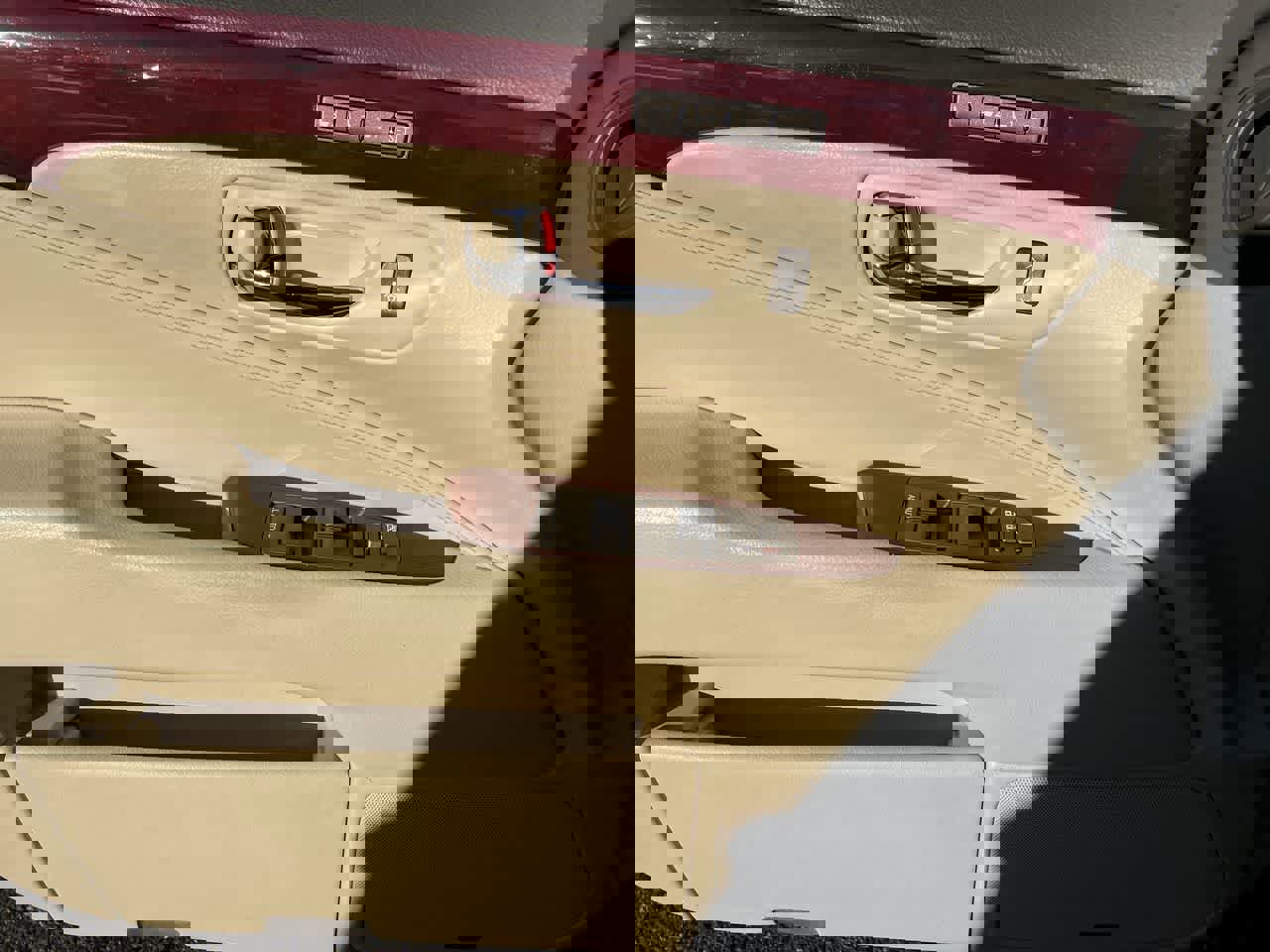 Used 2012 Lexus LS 460 image 33