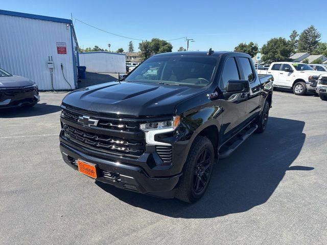 Used 2025 Chevrolet Silverado 1500 RST w/ Convenience Package II AWD/4WD image 4