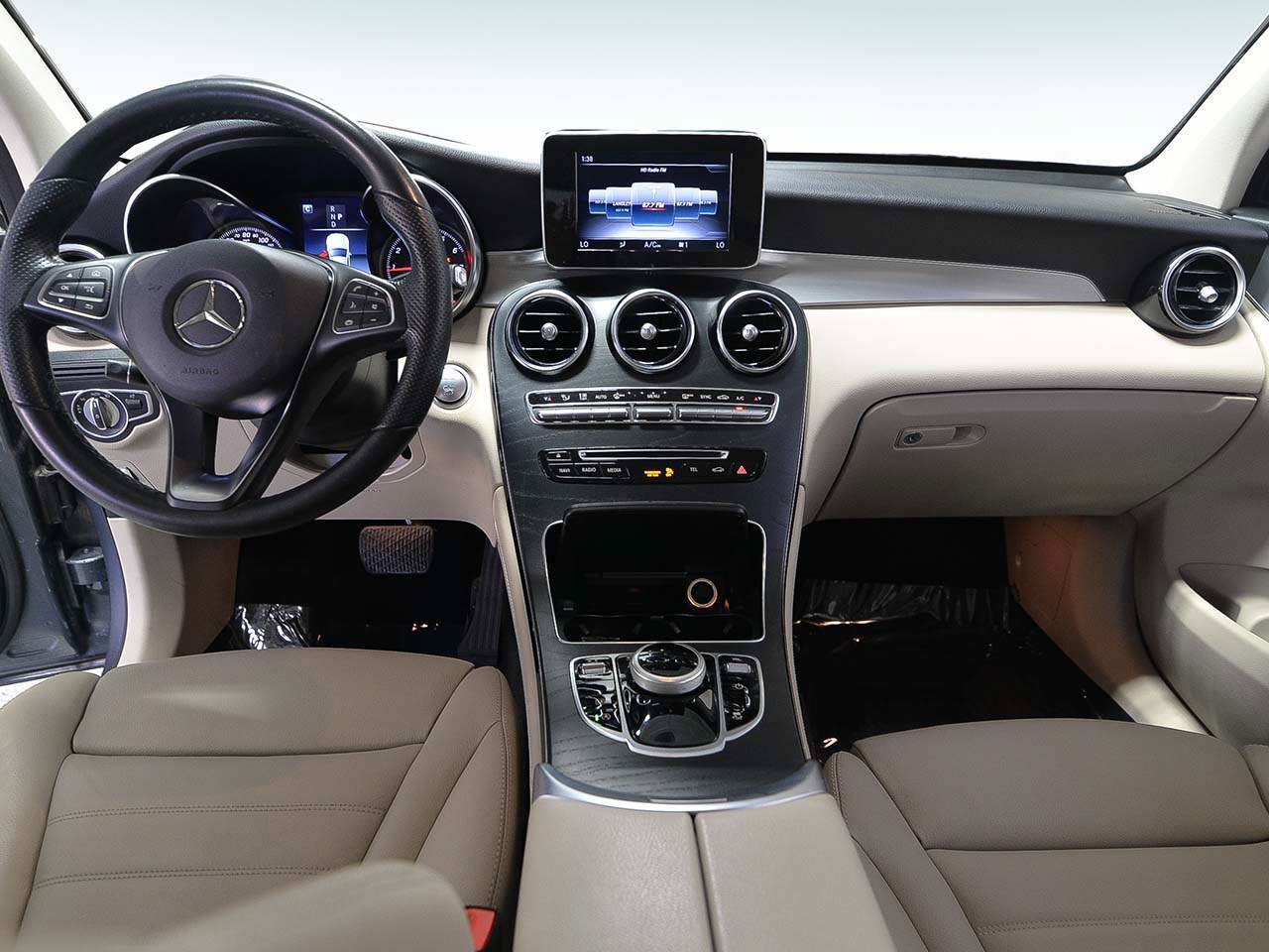 Used 2019 Mercedes-Benz GLC 300 image 12