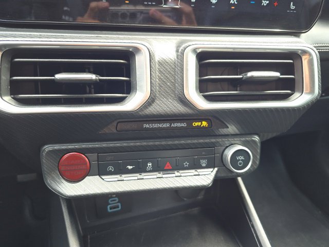 Used 2025 Ford Mustang Premium RWD image 23