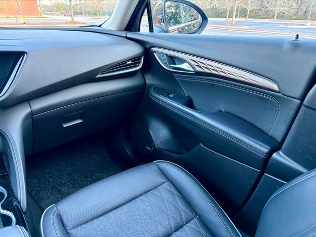 Used 2023 Buick Envision Avenir image 26