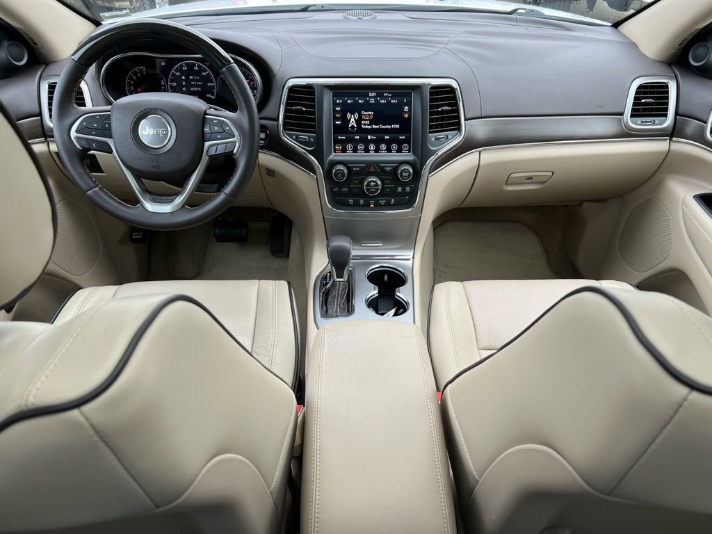 Used 2018 Jeep Grand Cherokee Overland image 25