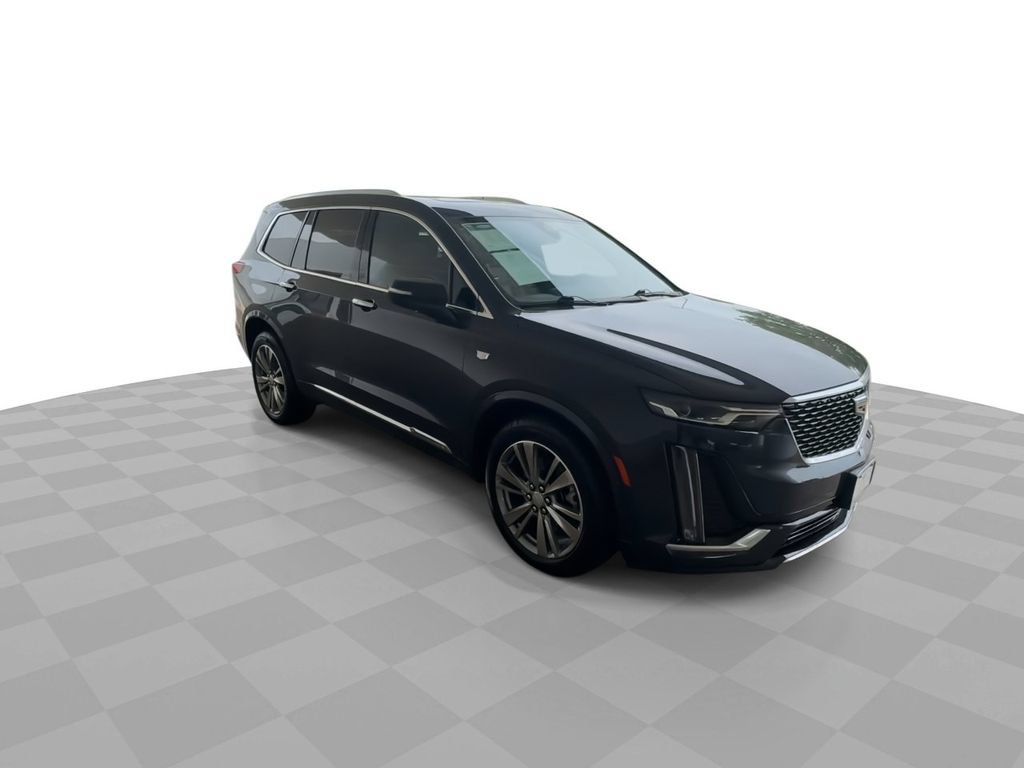 Certified 2025 Cadillac XT6 Premium Luxury AWD/4WD image 2