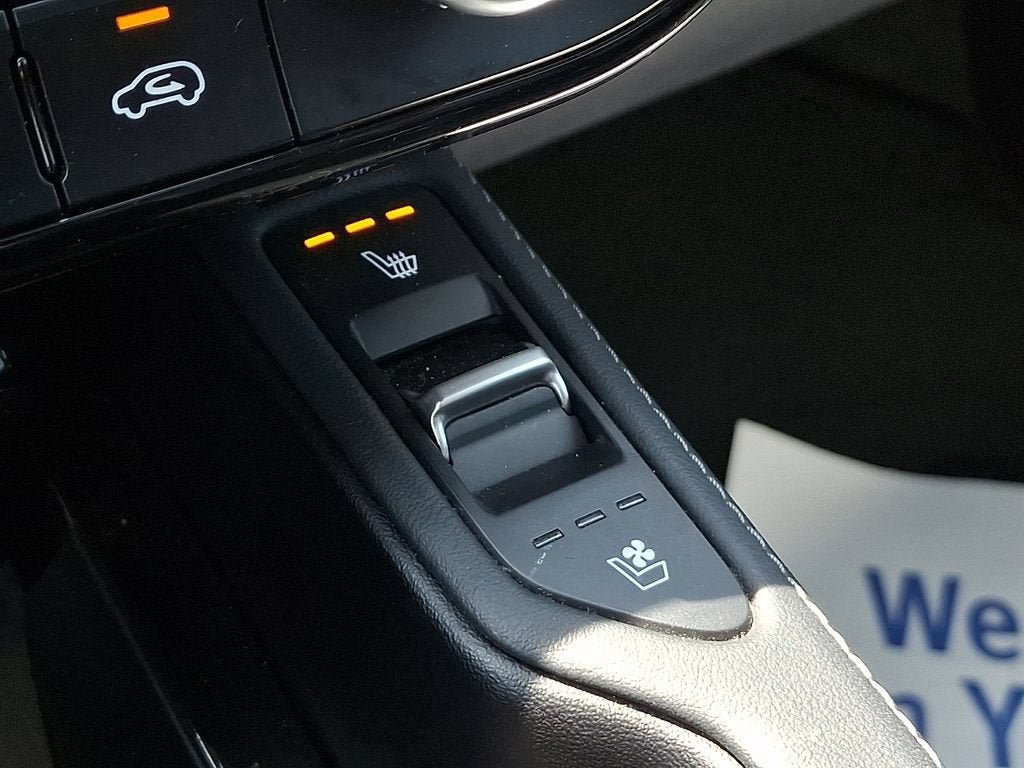 Used 2024 Kia Telluride EX FWD image 26