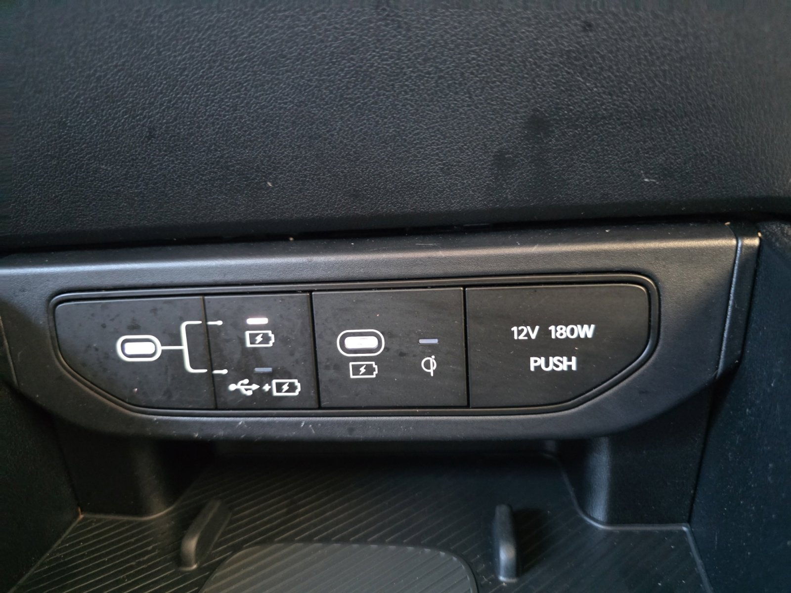 Certified 2025 Kia K4 EX image 18