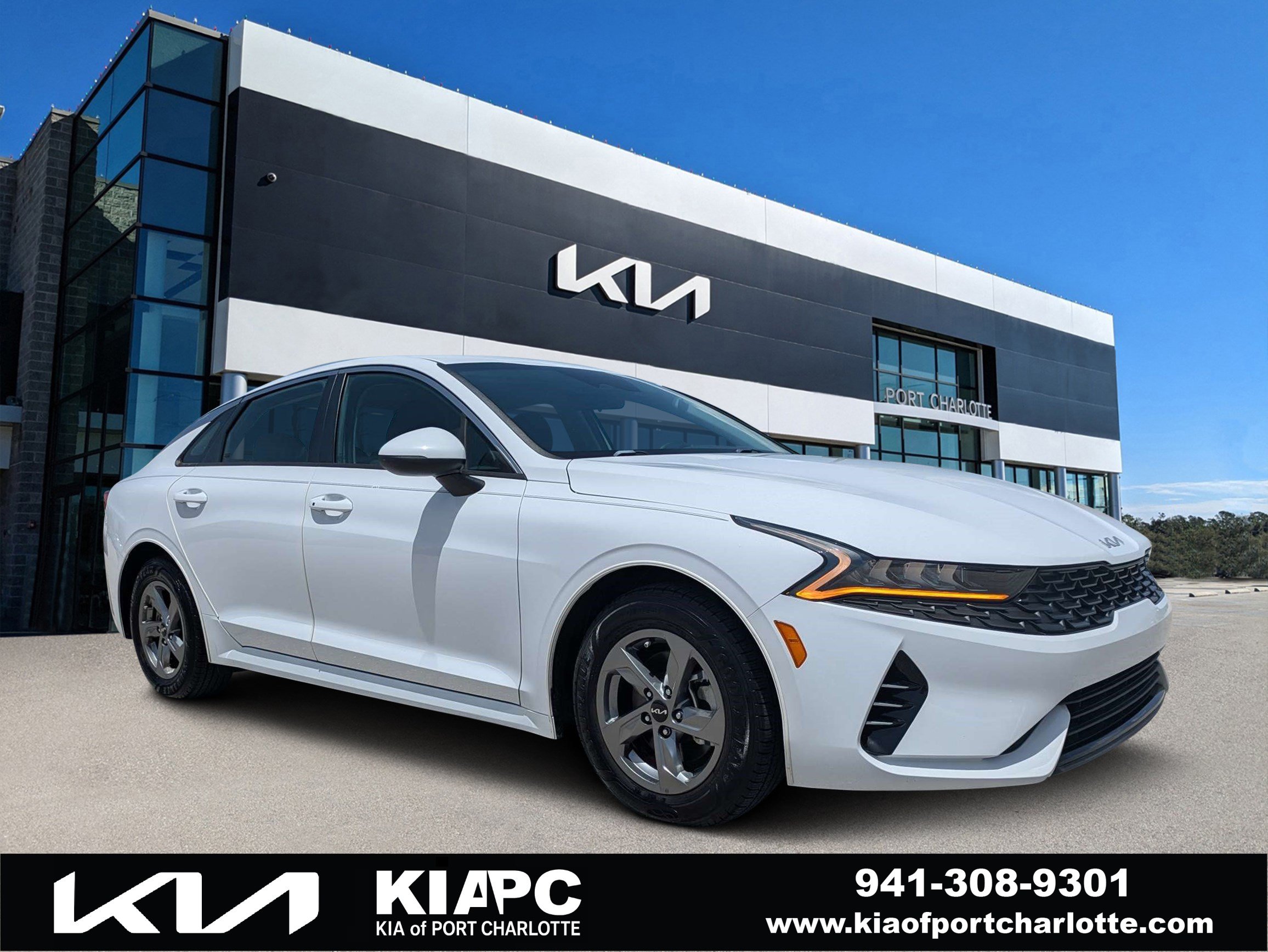 Certified 2022 Kia K5 LXS FWD image 1
